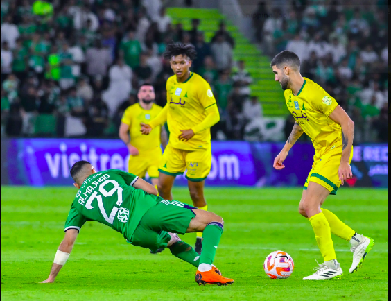 الأهلي ضد الخليج - الدوري السعودي